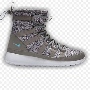 Nike Roshe Run Hi Women's Nike Sneaker Boot Light Ash Camo - Sz. 7.5